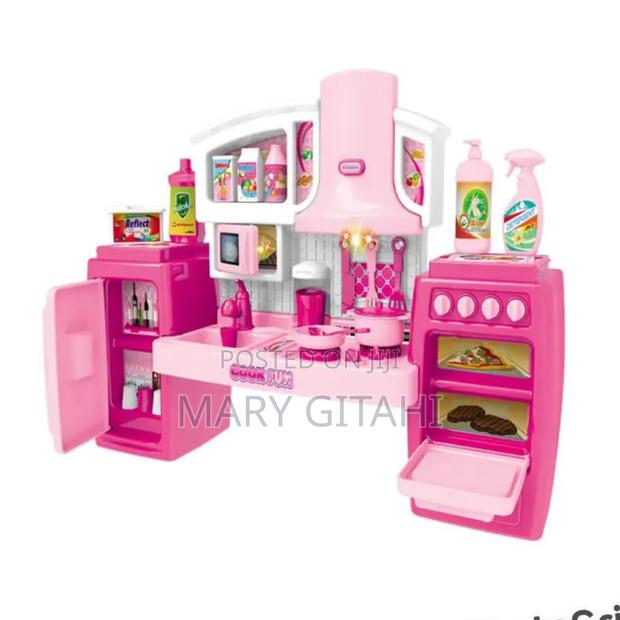 New Mini *Mini Kitchen Set*
*