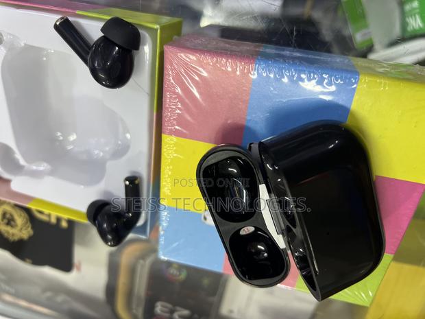 Black Airpods Pro Wireless - thumbnail 4