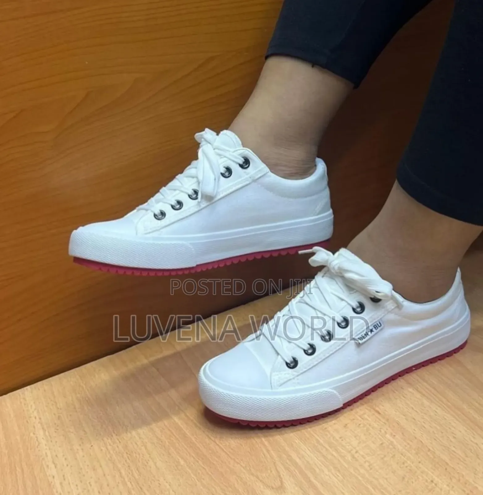 Laced Casual Rubbers