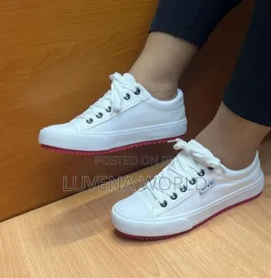 Laced Casual Rubbers