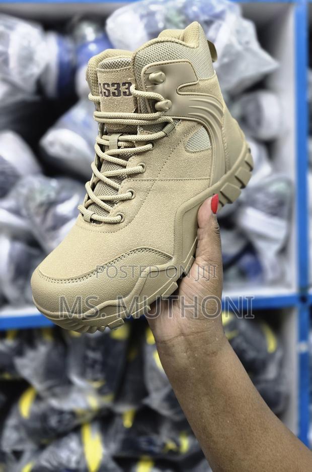 Hiking / Trekking Boots Size 40-45 - main view