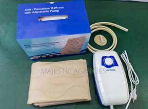 Air Anti Decubitus Bed Matress With Built-in Pump