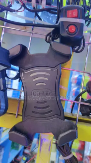 Bike Adjustable Phone Holder With Phone Charging Port