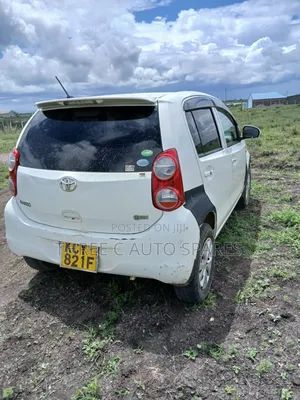 Toyota Passo 2013