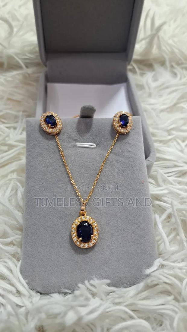 Ladies Earring Necklace Gift Set - thumbnail 3