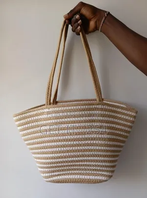 Large Capacity Straw Woven Bag