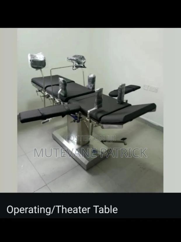 Operating Table ( Hydraulic)