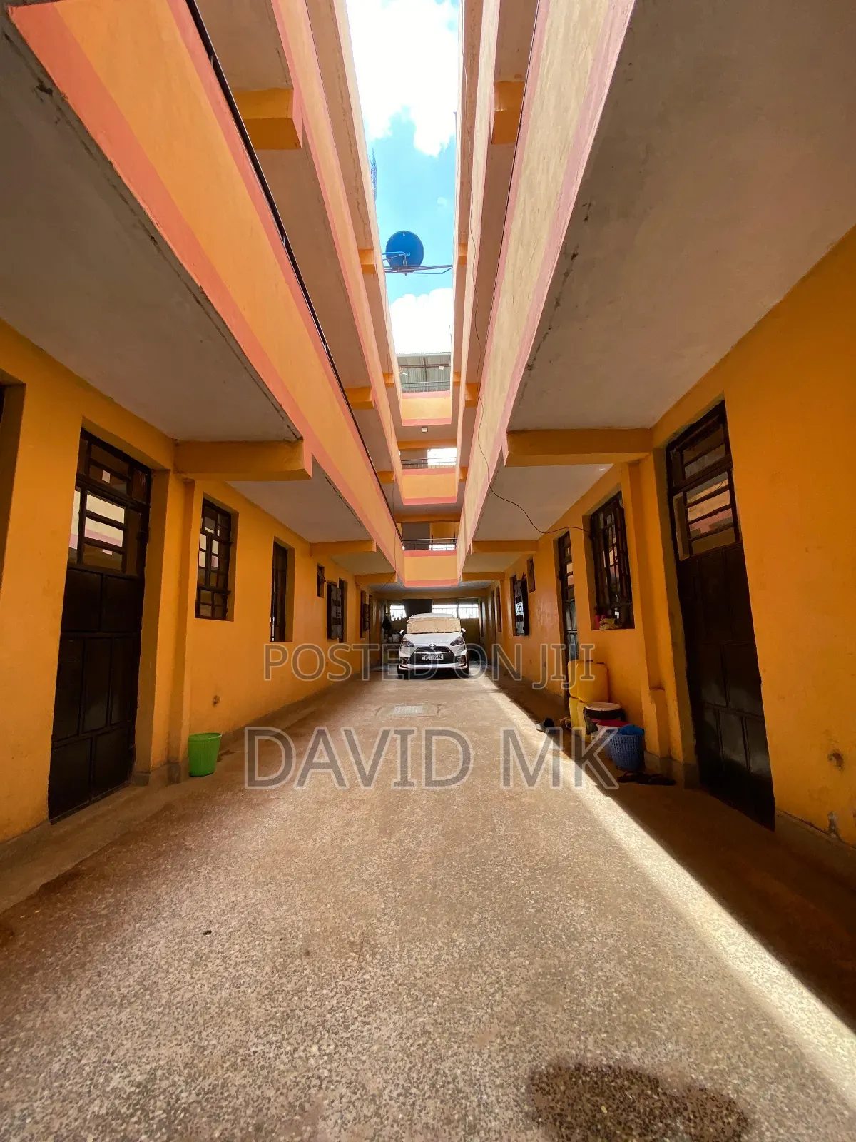 15bdrm Apartment in Kamakis Corner for sale