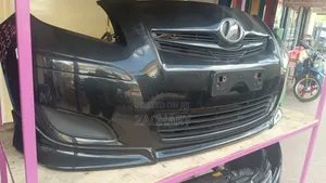 Toyota Vitz 2008 Nosecut