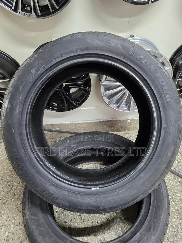 235/55r19 Comfort - thumbnail 3