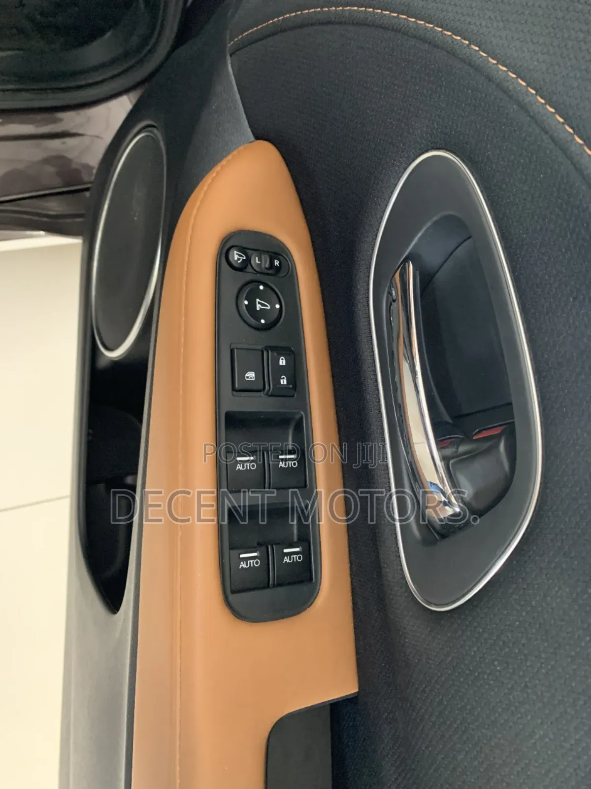 Honda Vezel 1.5 Hybrid 2WD 2019 Purple