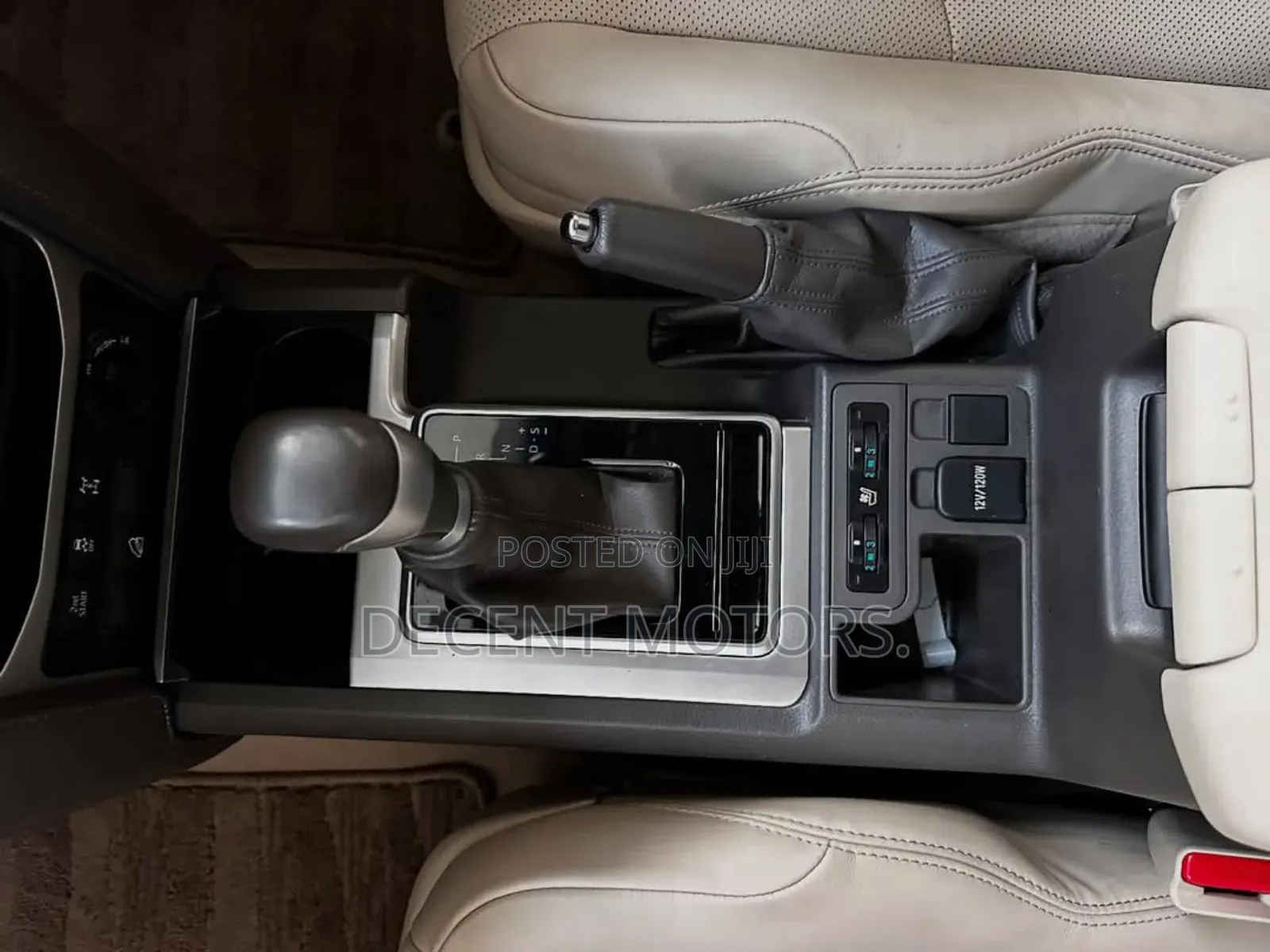 Toyota Land Cruiser Prado 2.8 2019 White