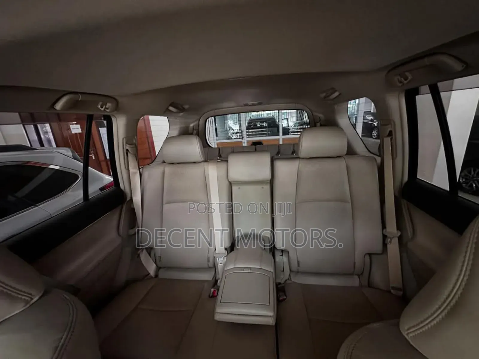 Toyota Land Cruiser Prado 2.8 2019 White