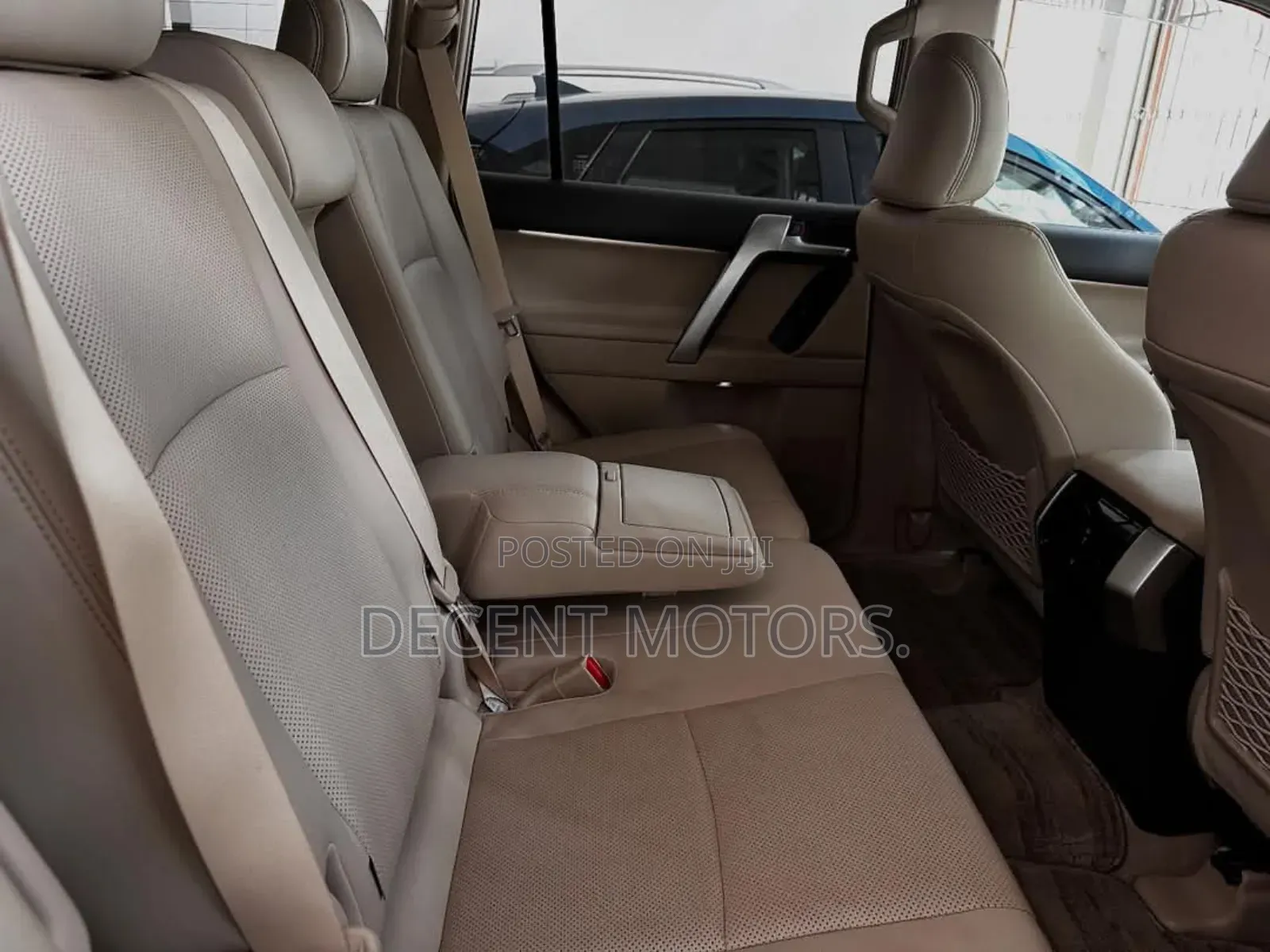 Toyota Land Cruiser Prado 2.8 2019 White