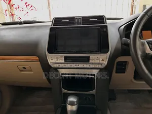 Toyota Land Cruiser Prado 2.8 2019 White
