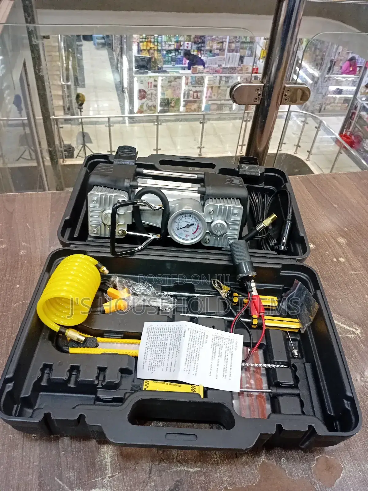 Best Air Compressor Tool Sets for Mechanics Builders