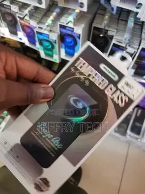 Iwishkart Infinix Smart 7 Privacy Glass Screen Protector