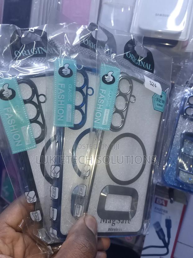 Samsung S24 Clear Magnetic Case - main view