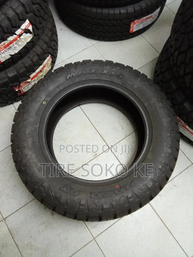 235/65r17 Maxxis Razr At811 - thumbnail 3