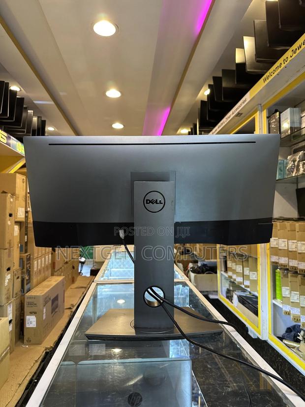 Dell U2917w 29” Ips QHD (2560x1440) 29:9 Ultra-Wide Monitor - thumbnail 2