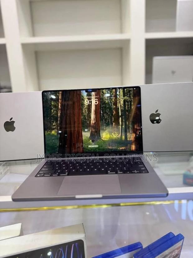 Laptop Apple MacBook Pro 2021 M1 6GB Intel Core I7 SSD 512GB