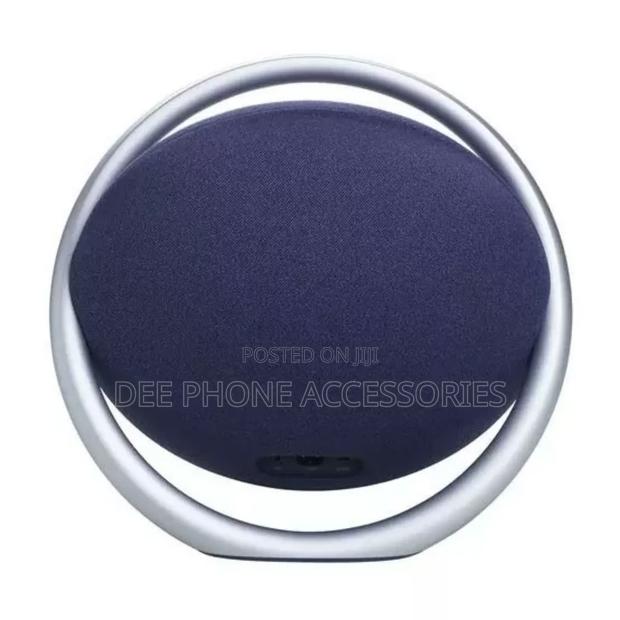 Harman Kardon Onyx Studio 8 Portable Bluetooth Speaker - thumbnail 3