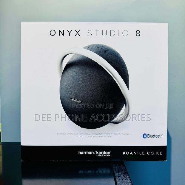 Harman Kardon Onyx Studio 8 Portable Bluetooth Speaker