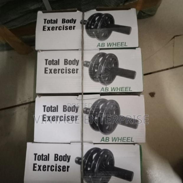 Ab Wheel Body Exercise