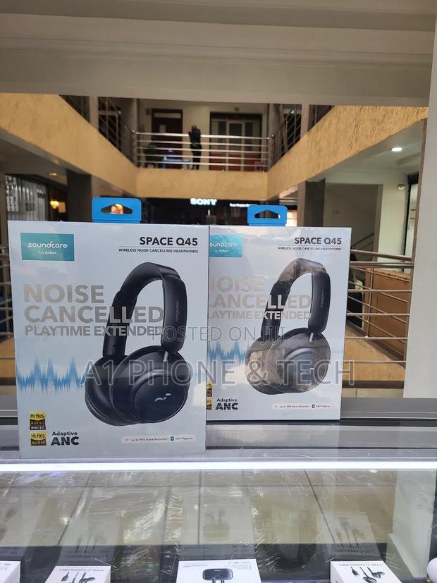 Space Q45 Noise Cancelling - main view