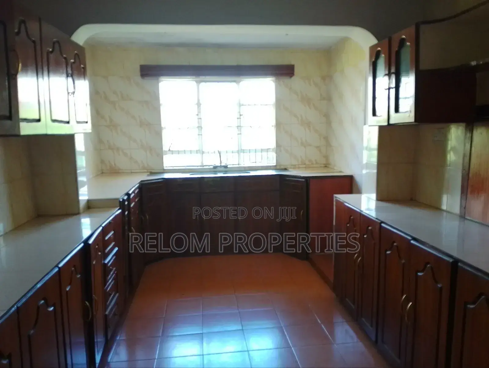 8bdrm Maisonette in Karen for rent