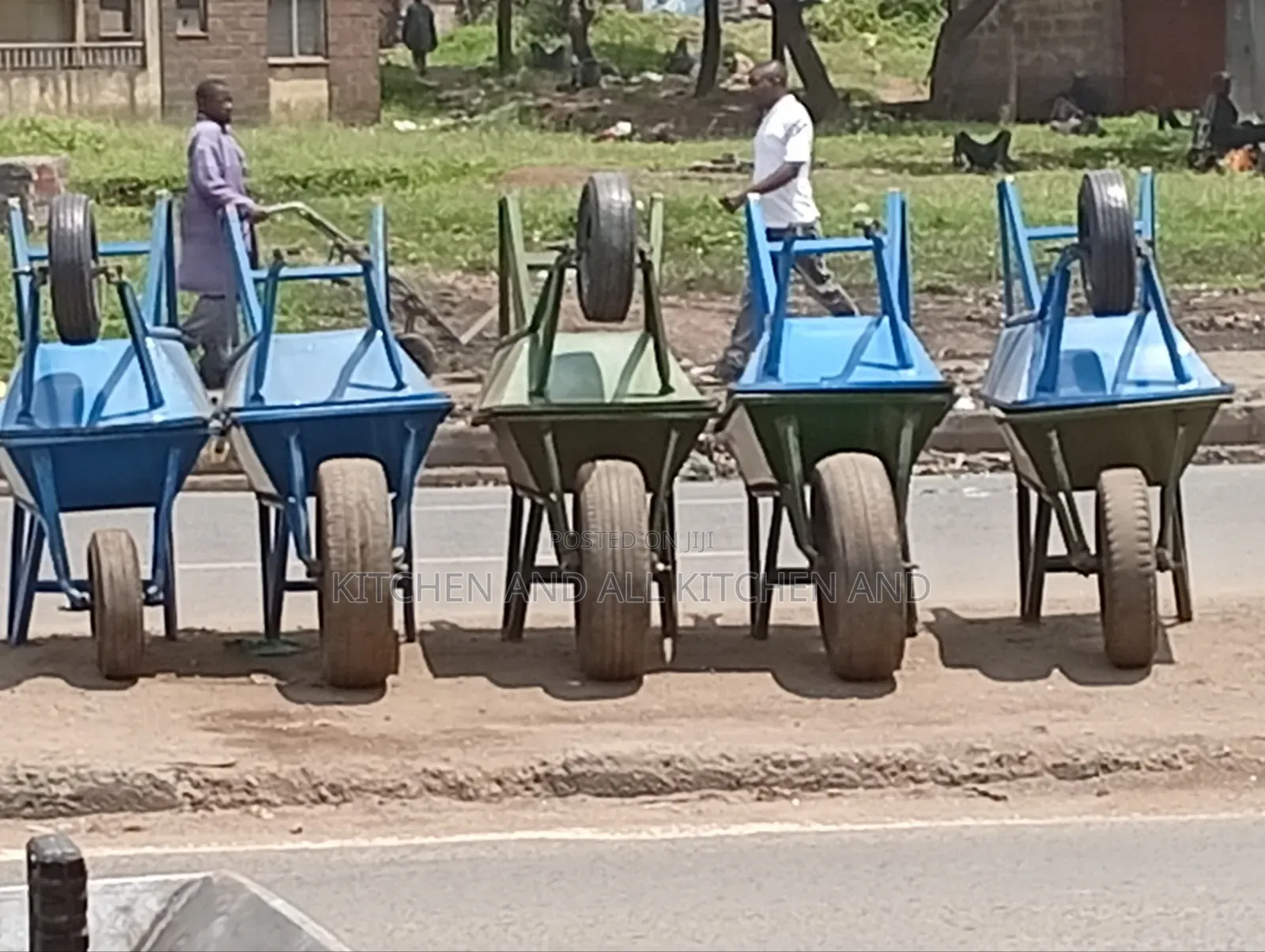 Excellent Metallic Wheelbarrows
