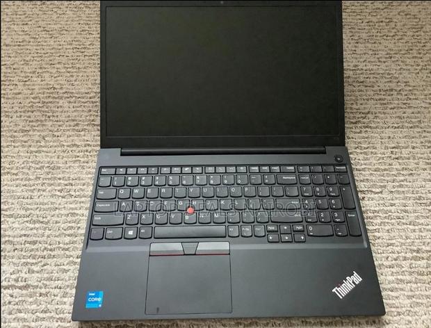 Laptop Lenovo Thinkpad E15 8GB Intel Core I5 SSD 256GB - thumbnail 4