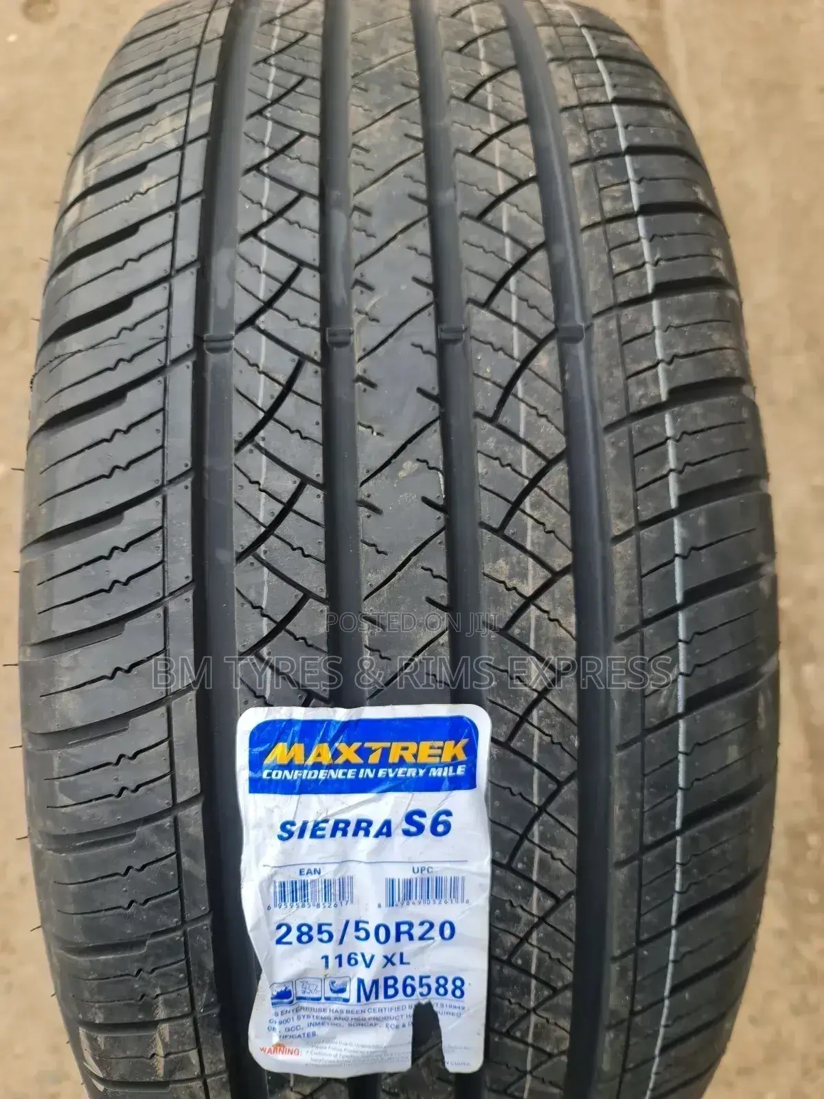 285 /50 R20 Maxtrek Tyres (Highway)