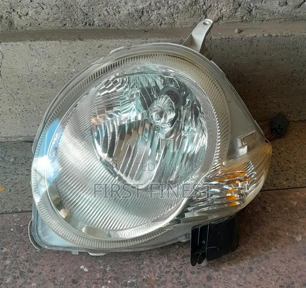 Sienta 2008 Xenonheadlights