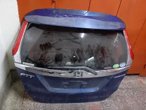 Honda Fit 2012 Tailgate