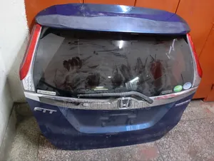 Honda Fit 2012 Tailgate