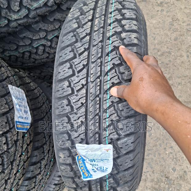 Tire Size 215/70r16 Maxtrek - main view