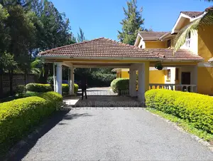 5bdrm Maisonette in Karen for rent