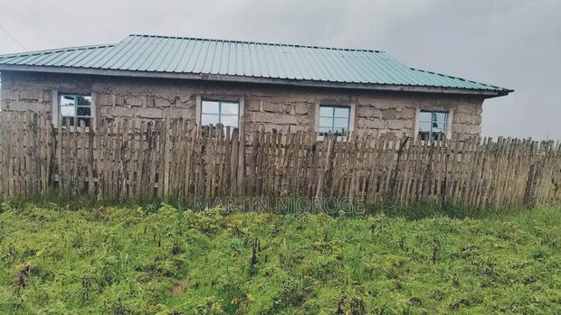 40 by 80 Mutonyora C - thumbnail 3