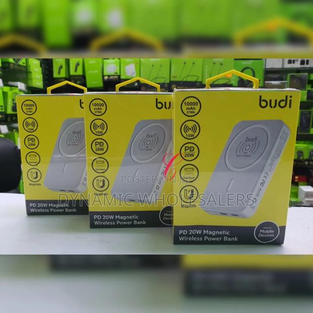 Budi Magnetic Wireless Power Bank - main view