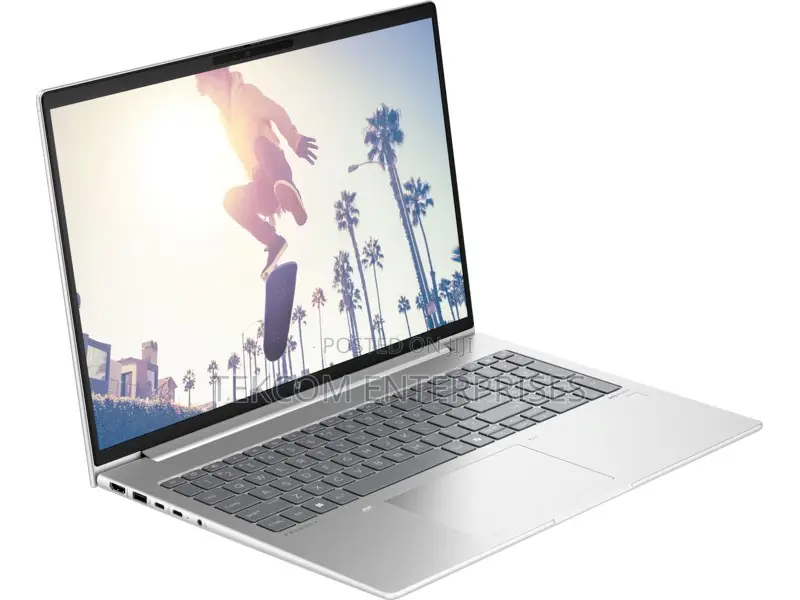 New Laptop HP 8GB Intel Core Ultra 5 SSD 512GB