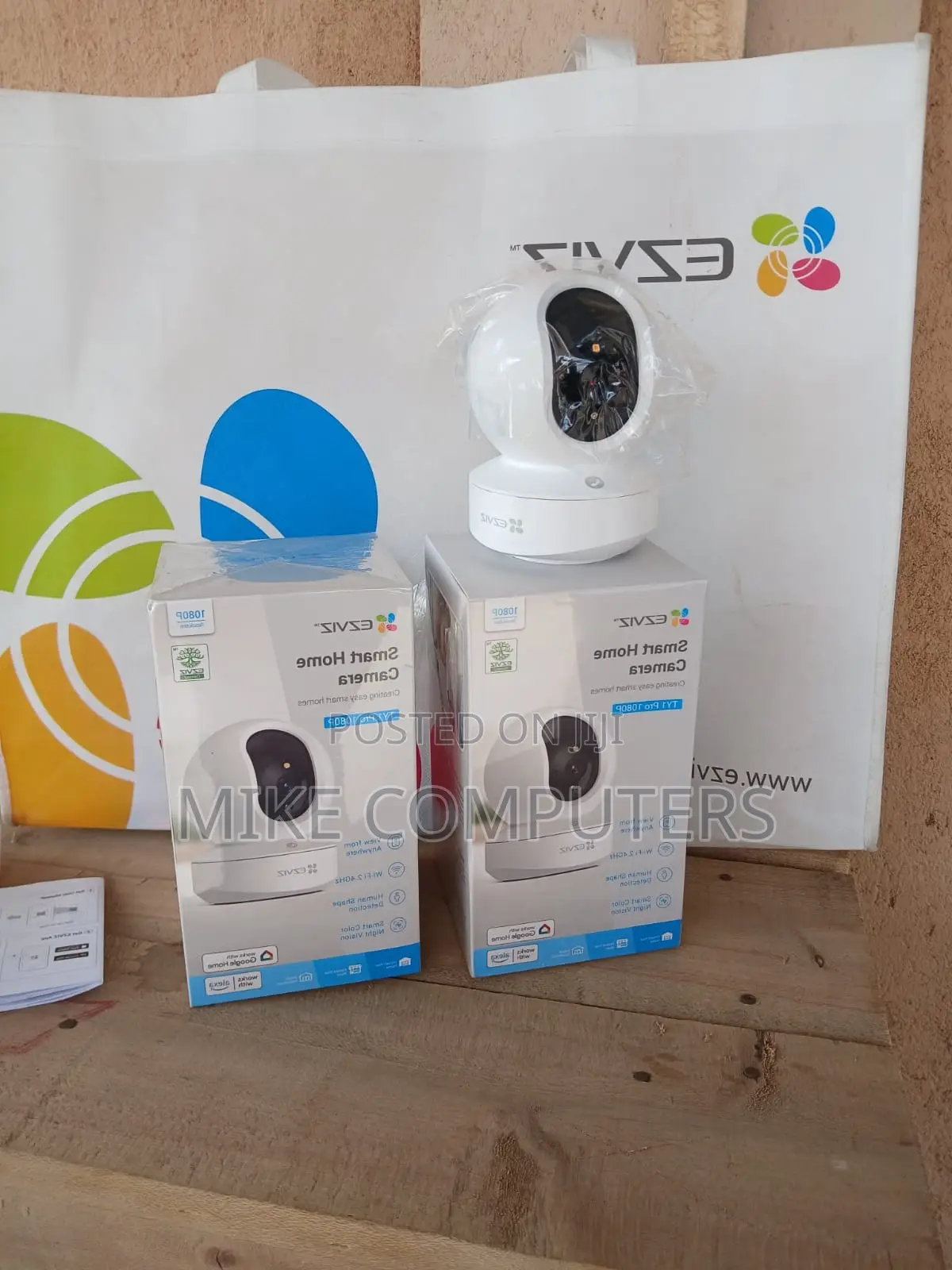 Wi-Fi Smart Home Camera 1080p.