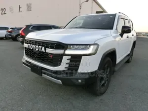 Toyota Land Cruiser 3.3 Diesel 4WD 2021 White