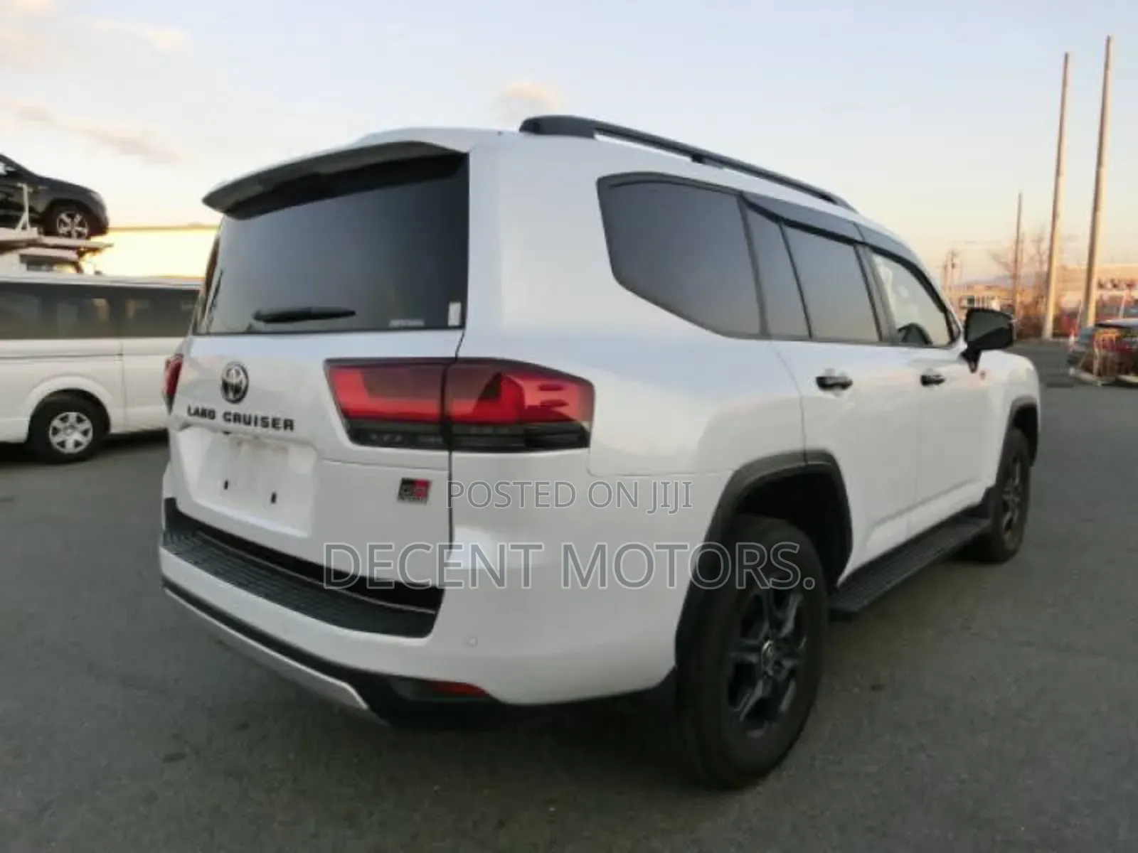 Toyota Land Cruiser 3.3 Diesel 4WD 2021 White