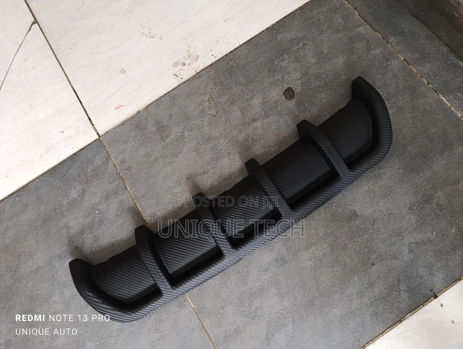 6shark Fin/ Universal Lower Rear Bumper Diffuser Spoiler