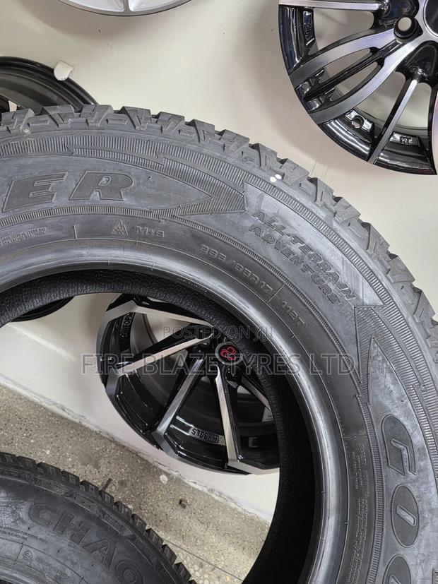 265/65r17 Goodyear Wrangler - thumbnail 3