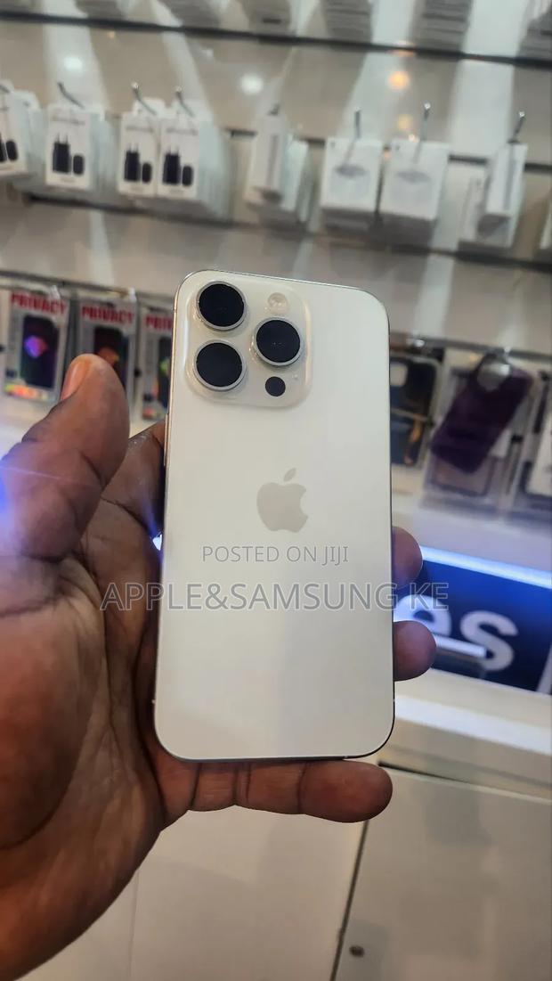 Apple iPhone 15 Pro 256 GB Rose Gold - thumbnail 4