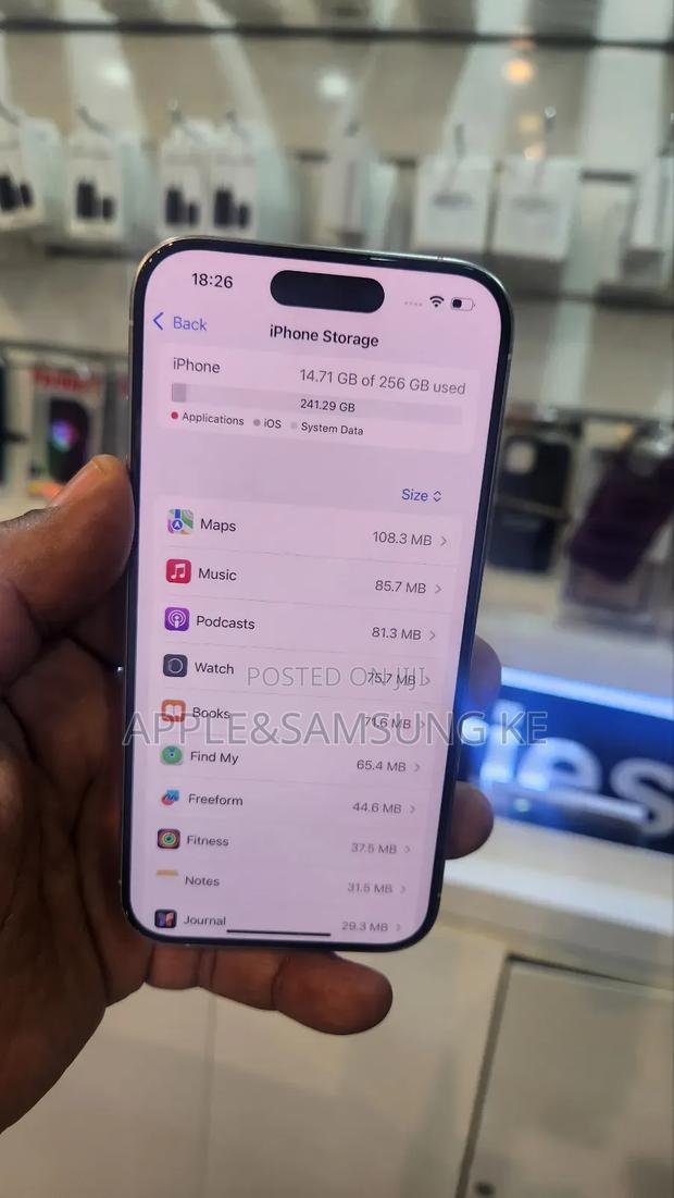 Apple iPhone 15 Pro 256 GB Rose Gold - thumbnail 3