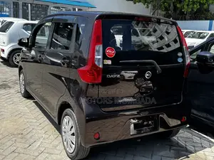 Nissan Dayz 2018 Brown