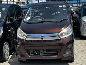 Nissan Dayz 2018 Brown